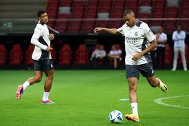 选拔新球员 选拔新球员